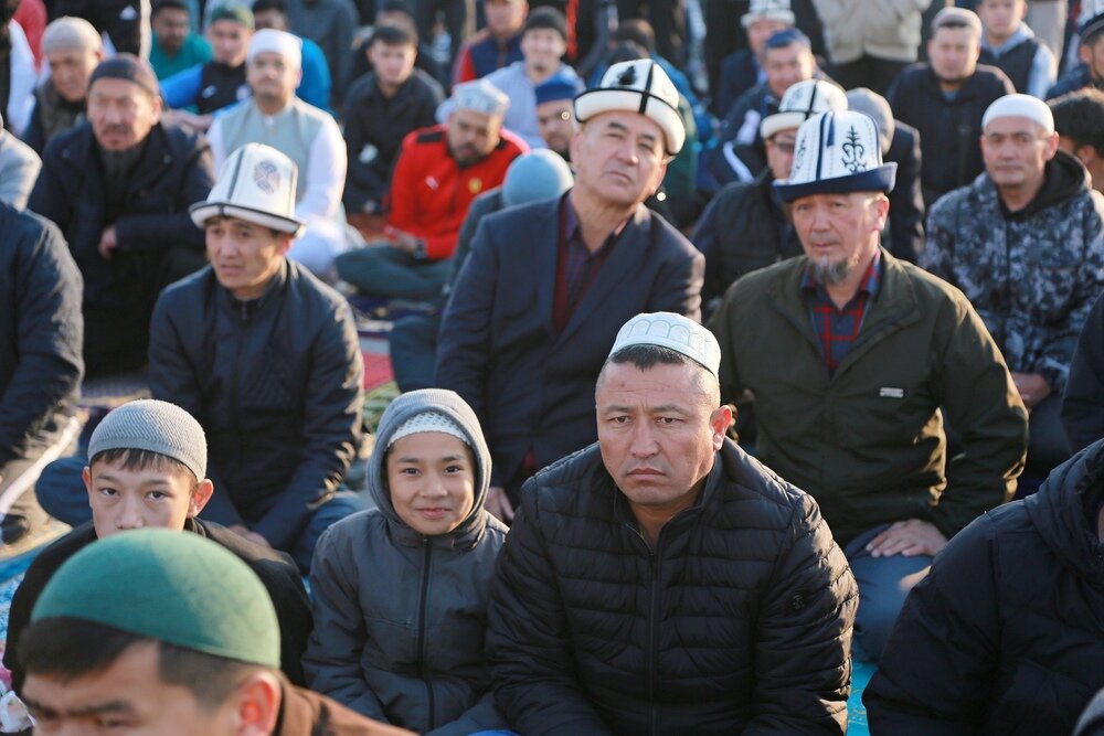 Население кыргызстана. Диаграммы 2024. С праздником орозо. С праздником орозо айт. Численность киргизии 2024.