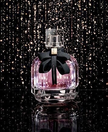 Верхние ноты: Клубника, Малина, Груша, Апельсин, Танжерин, Калабрийский бергамот и Калон; средние ноты: Пион, Жасмин Самбак, Китайский жасмин, Датура и Цветок апельсина; базовые ноты: Пачули из Индонезии, Пачули, Белый мускус, Ваниль, Ambroxan, Мох и Кедр.