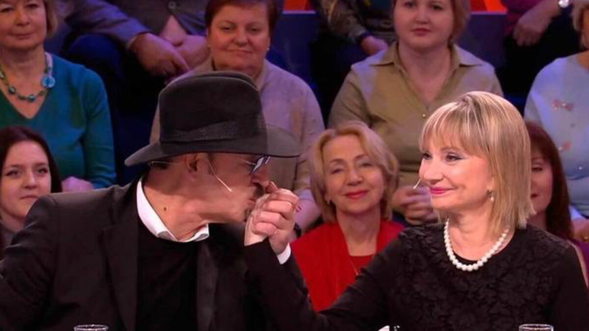 кадр из шоу «Сегодня вечером»