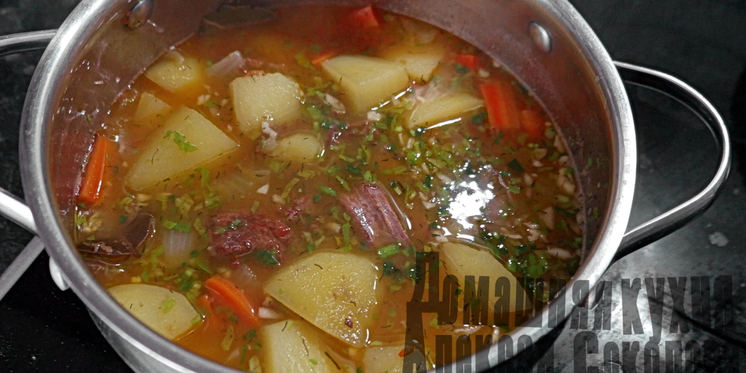 Овощное рагу с тушенкой (любой)