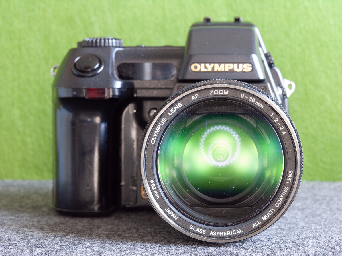 Olympus E-20