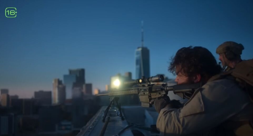    Скриншот трейлера фильма «Падение империи»