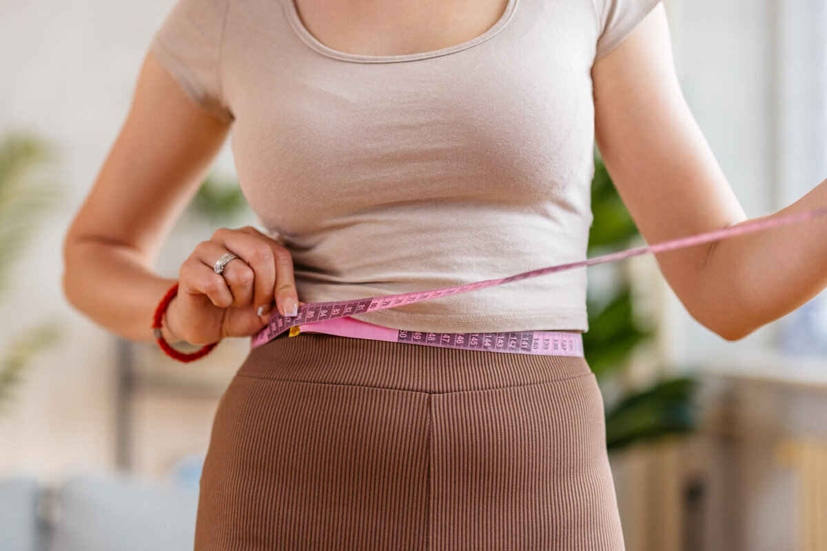     "Купила утягивающие трусы и пыталась заниматься зарядкой": как я восстанавливала фигуру после трёх родов