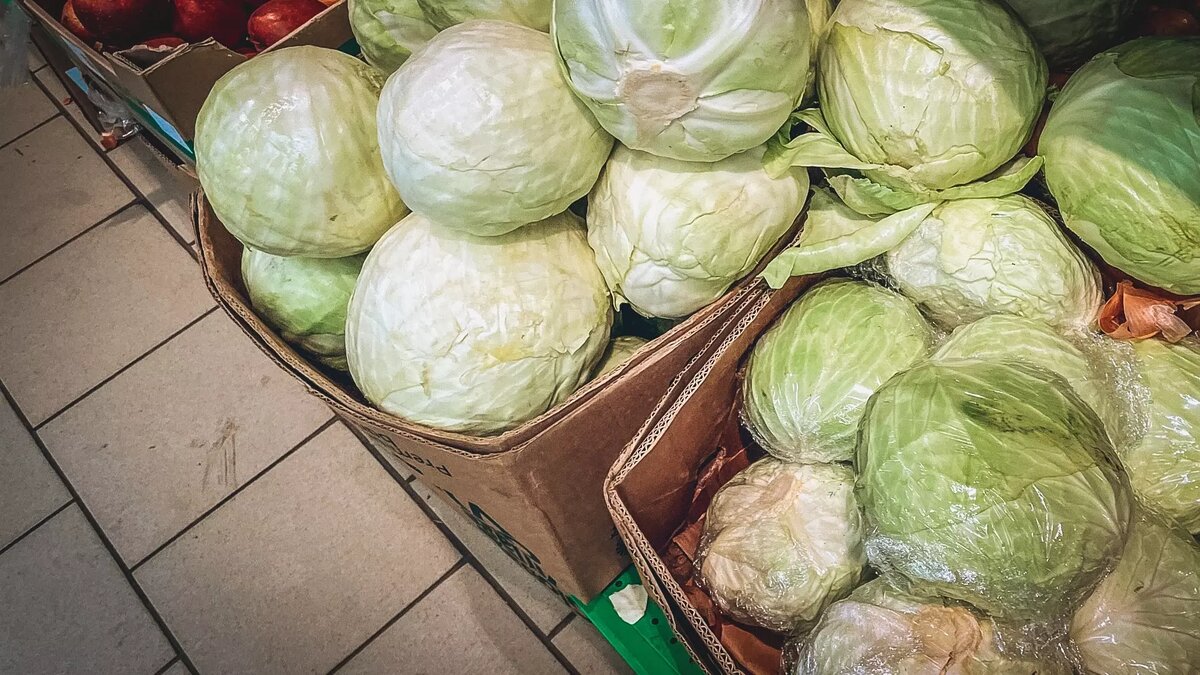     В Роспотребнадзоре края рассказали, какие продукты помогут в борьбе с весенним гиповитаминозом.