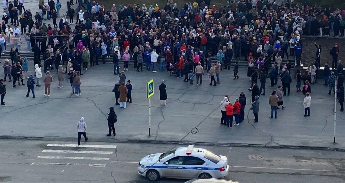 Протесты у мэрии Орска