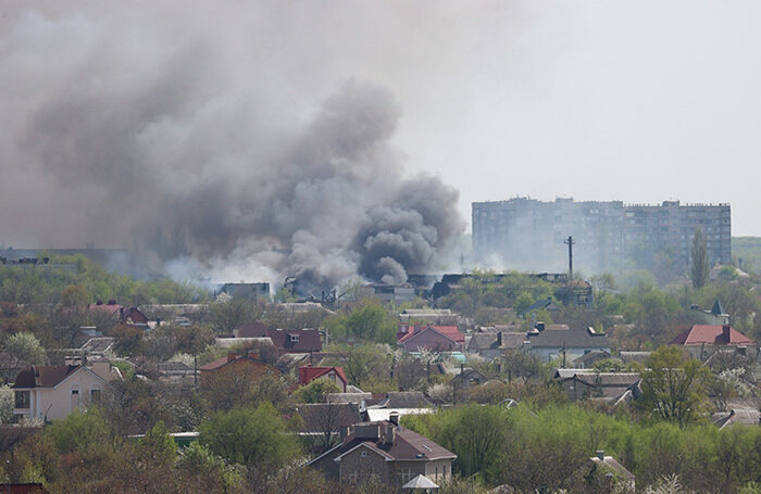    Последствия обстрела Луганска.Александр Русский/ТАСС
