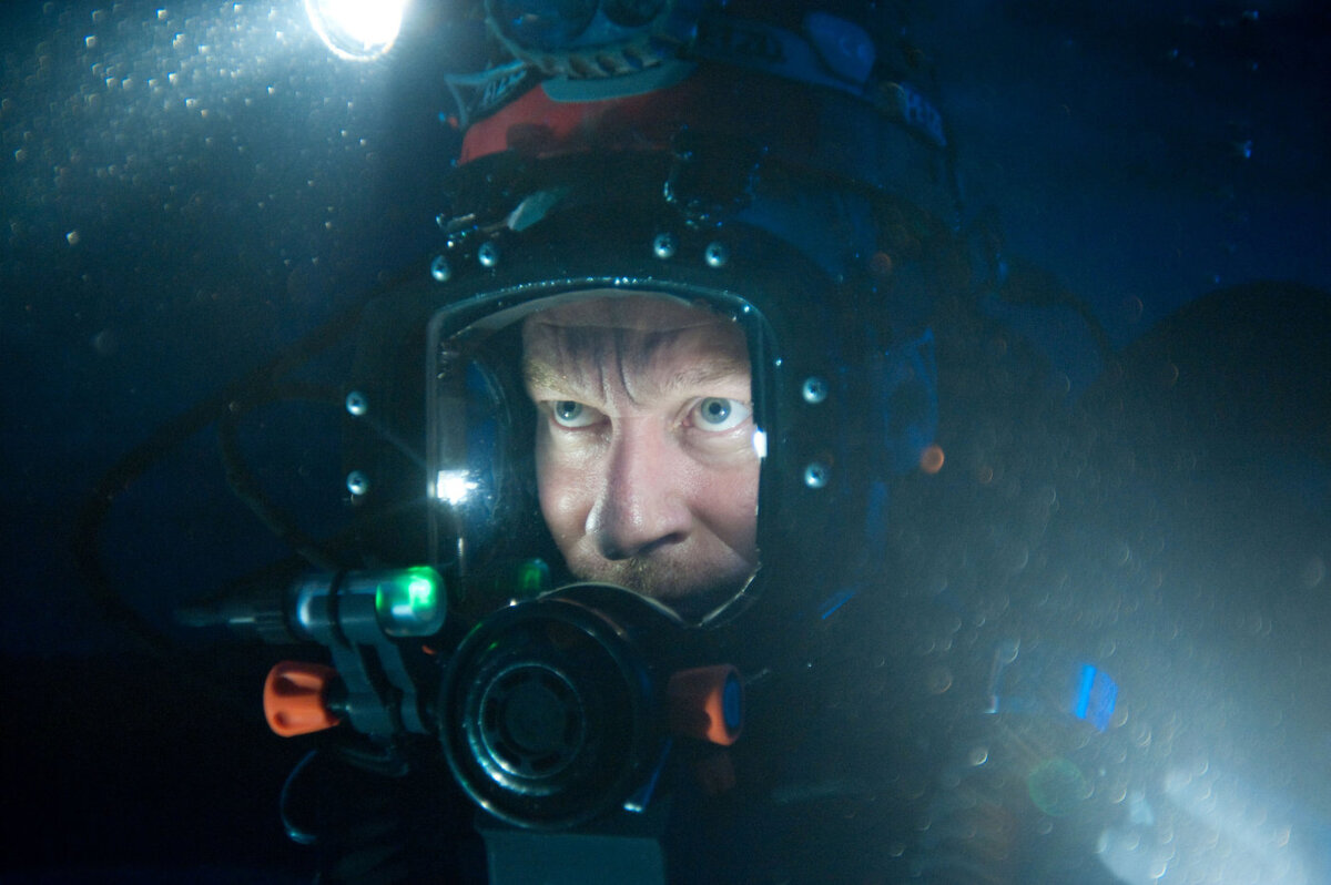 Кадр из фильма "Святилище" (2011)