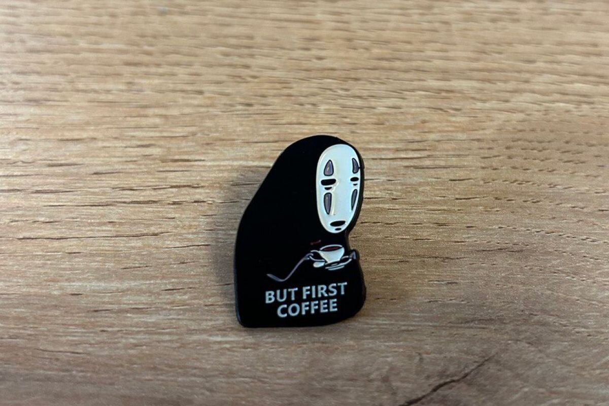 Каонаси или Безликий — это, возможно, каждый из нас. Те, кто не имеет идентичности, цели в жизни и пытается заполнить внутреннюю пустоту всем, что встречается по пути📷
