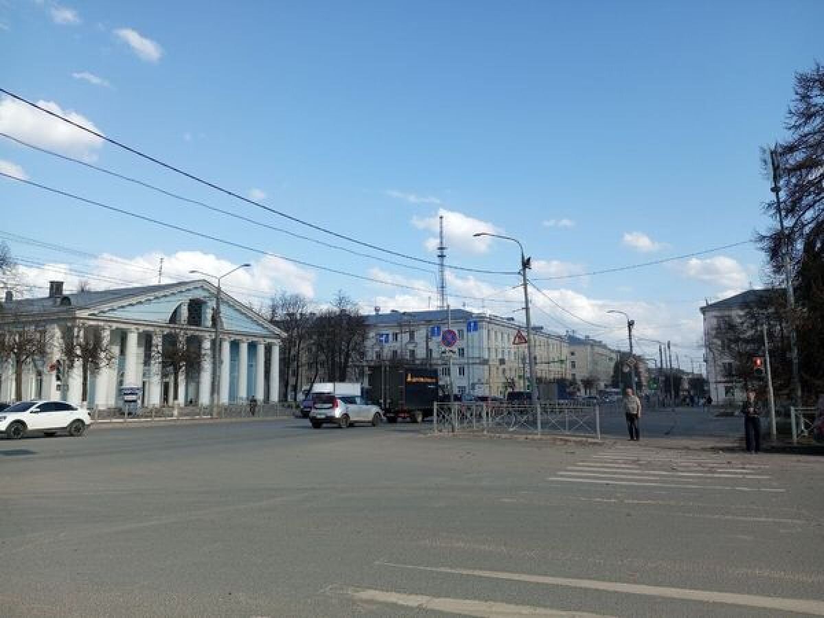 Во Владимир привезли технику сирийских террористов, блогер-урбанист назвал  главные проблемы регцентра | «Владимирские новости» | Дзен