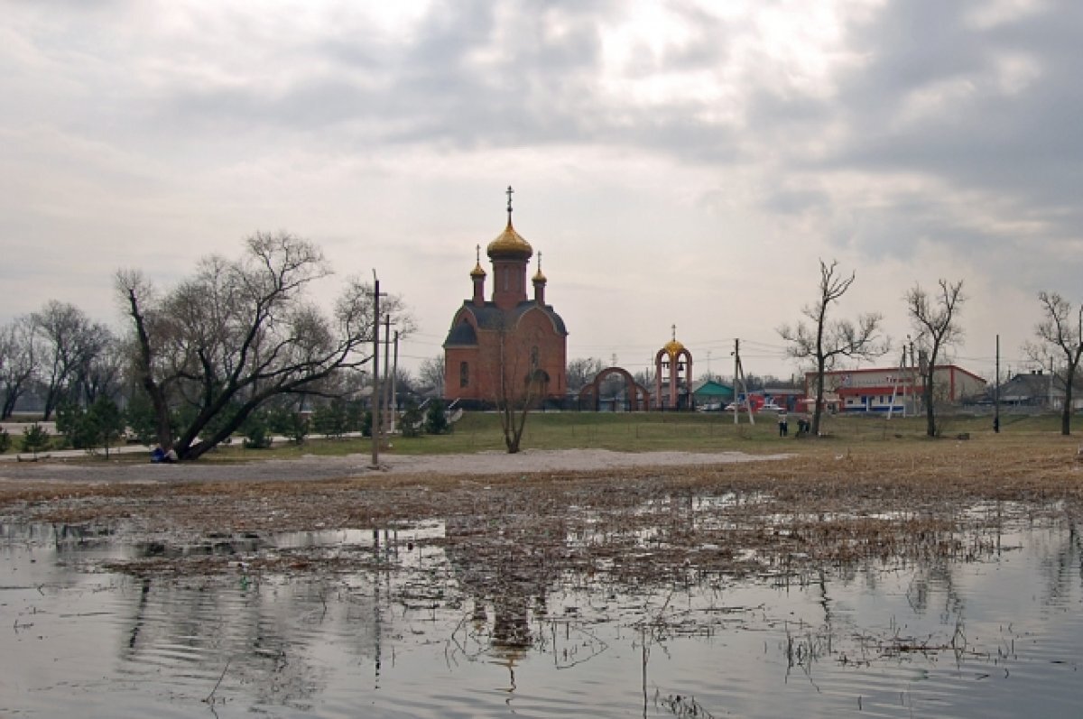    Карловское водохранилище, село Карловка, ДНР.
