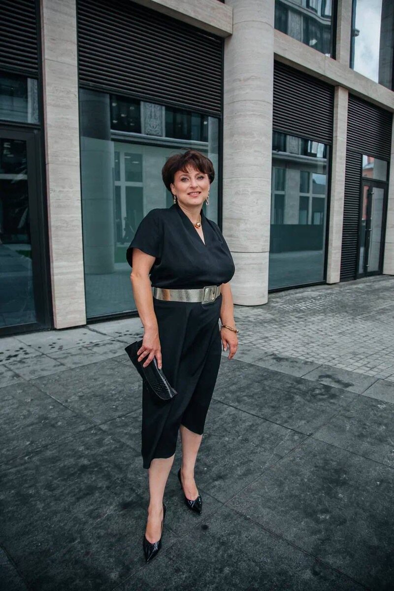 Листайте фото в бок