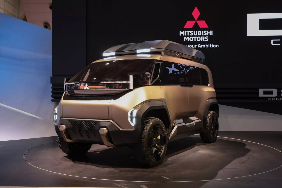 Электрифицированный фургон 4x4 сочетает в себе пространство минивэна с проходимостью и прочностью внедорожника, становясь настоящим вездеходным "мультитулом".