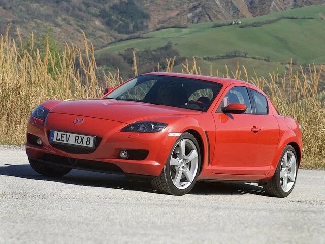 Mazda RX-8 начала нулевых