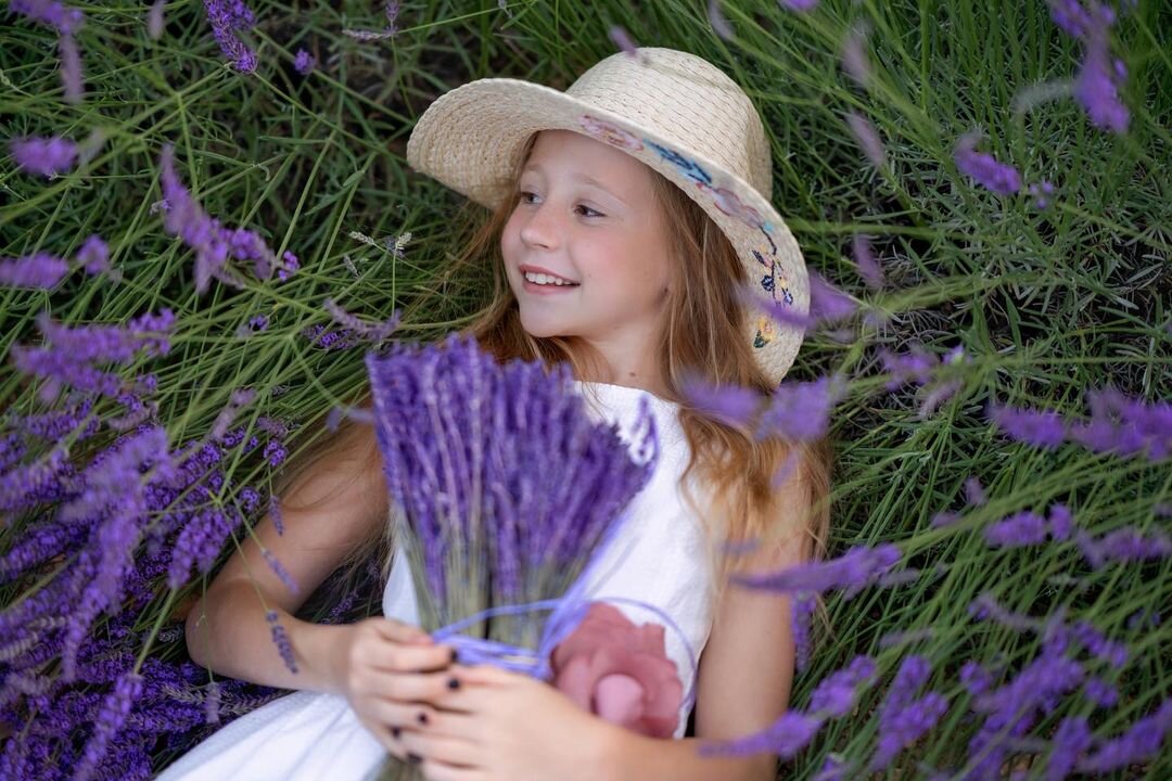    Лайк Насте было всего два года, когда мама и папа завели канал про нее на ЮтубеСоцсети