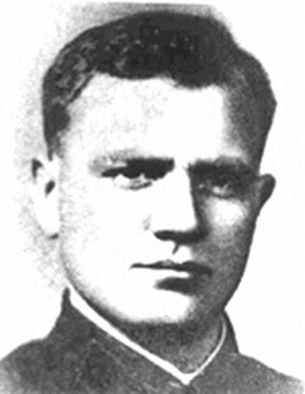 Молодцов герой советского союза рязань. Молодцов что с ним. Молодцов что с ним. Молодцов. Молодцов фото.