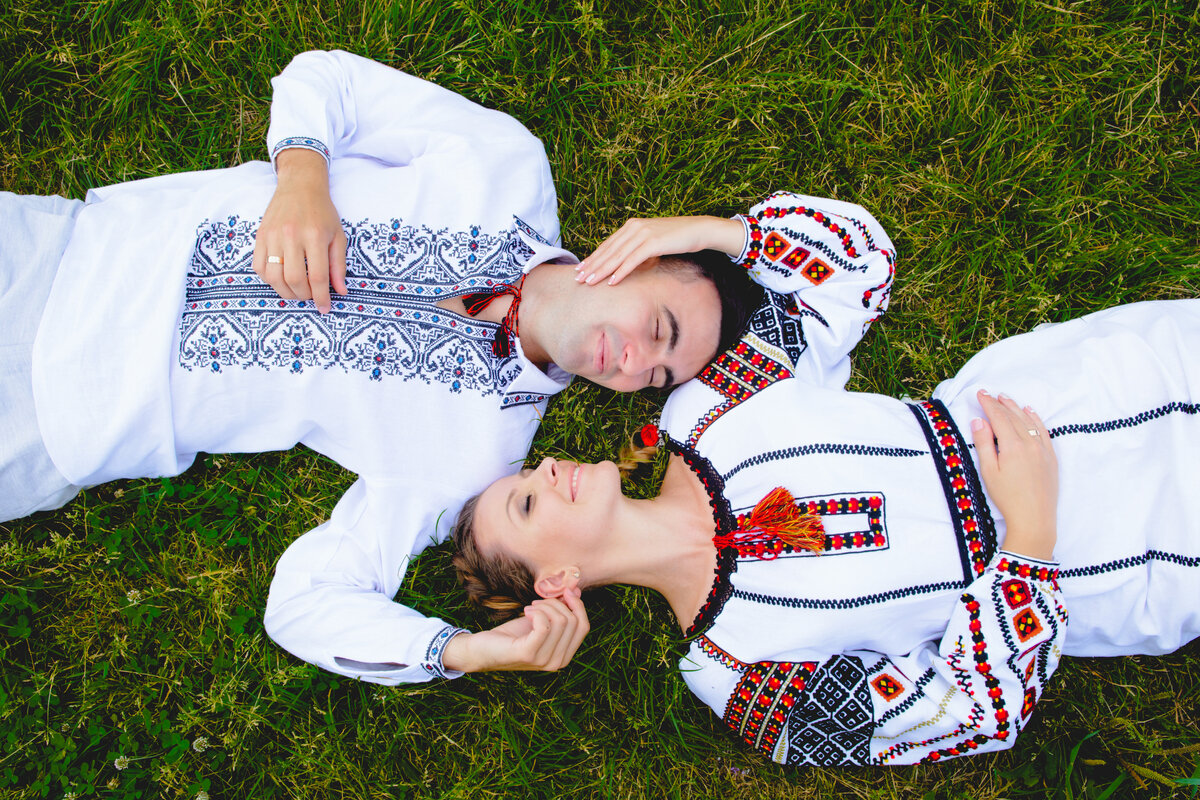 Первая брачная ночь: третий не лишний! Фото из сети