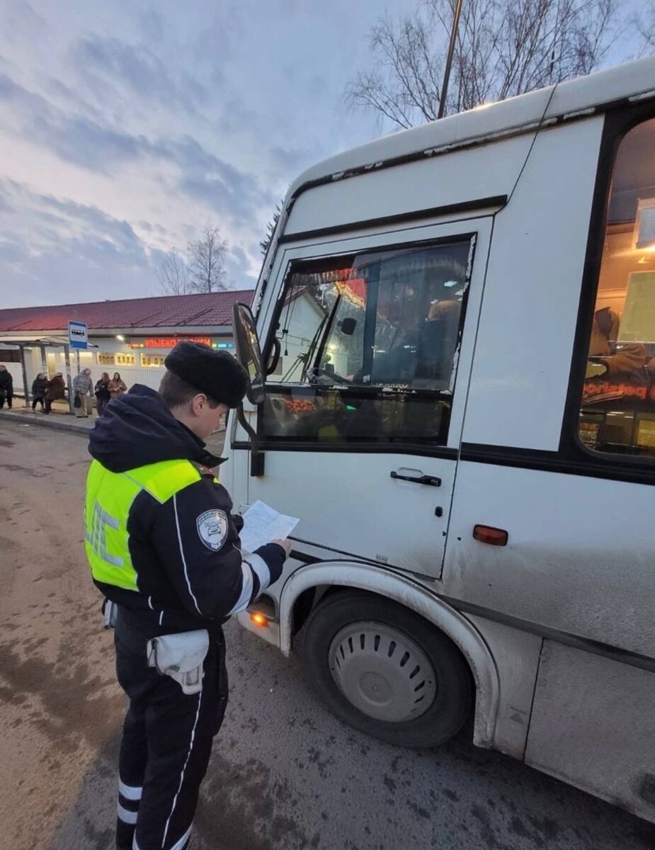 Верховный суд пояснил, почему водитель обязан оплатить штраф с камер ГИБДД  о котором не знал и если не оплатит, его правомерно оштрафуют | Автоюрист.  Всё о ДПС. | Дзен