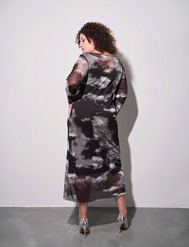 Платье из сетки с подкладом 