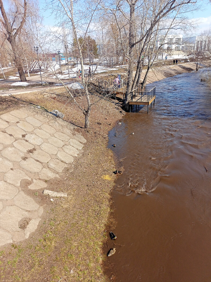 Вода - это сила.