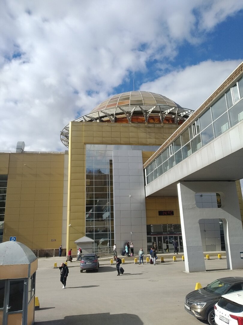 Ж/д вокзал в Уфе (личное фото)