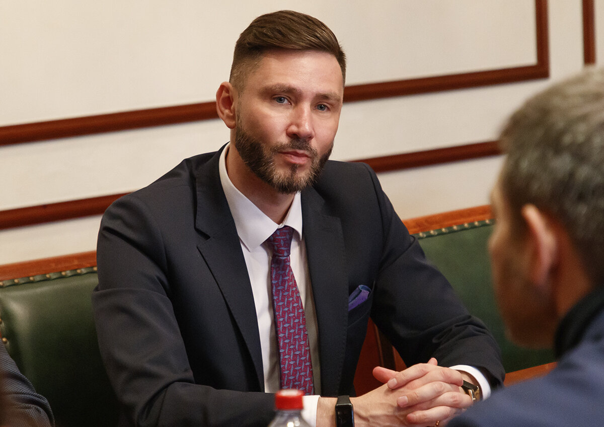    Проректор МГИМО Морозов рассказал о кадровой политике в ВУЗе, работе в Израиле и своей бороде