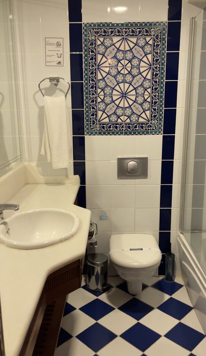 Туалет отеля 