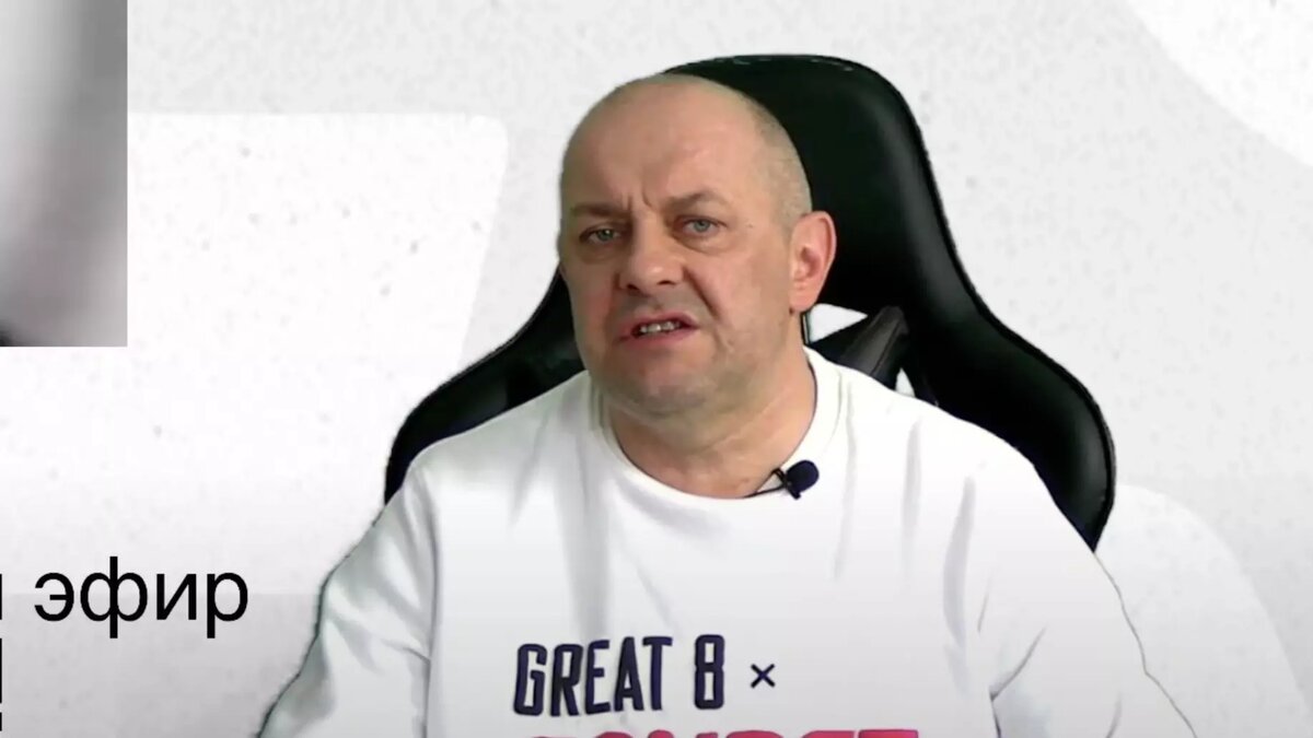     Спортивный журналист Алексей Шевченко сделал прогноз на будущее ряда хоккеистов в «Ак Барсе». В эфире шоу «Держи передачу» на YouTube он заметил, что Александр Радулов и Вадим Шипачев могут не остаться в Казани.