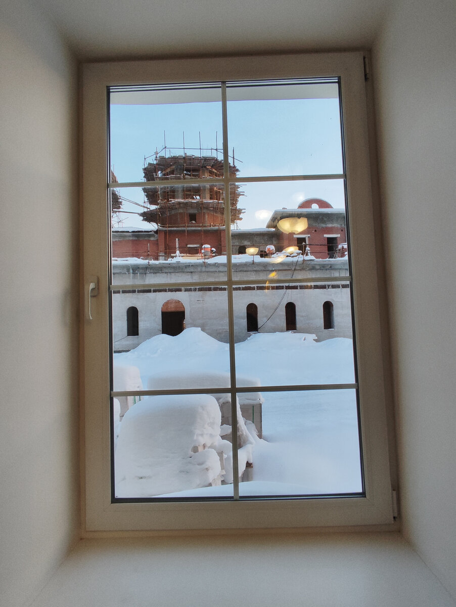 Реставрация продолжается до сих пор