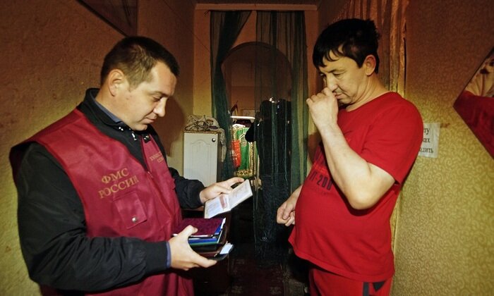    Как не сесть за то, что сдал квартиру мигранту