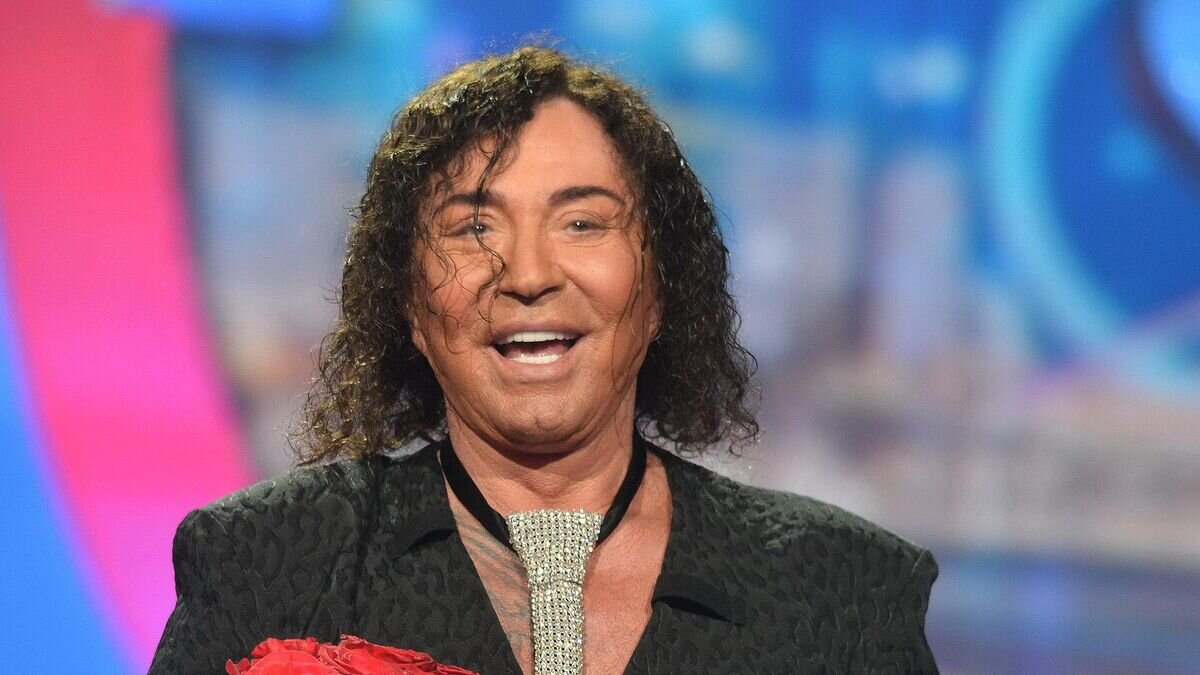 Без кудрявой шевелюры и грима: фото Валерия Леонтьева вне сцены ...