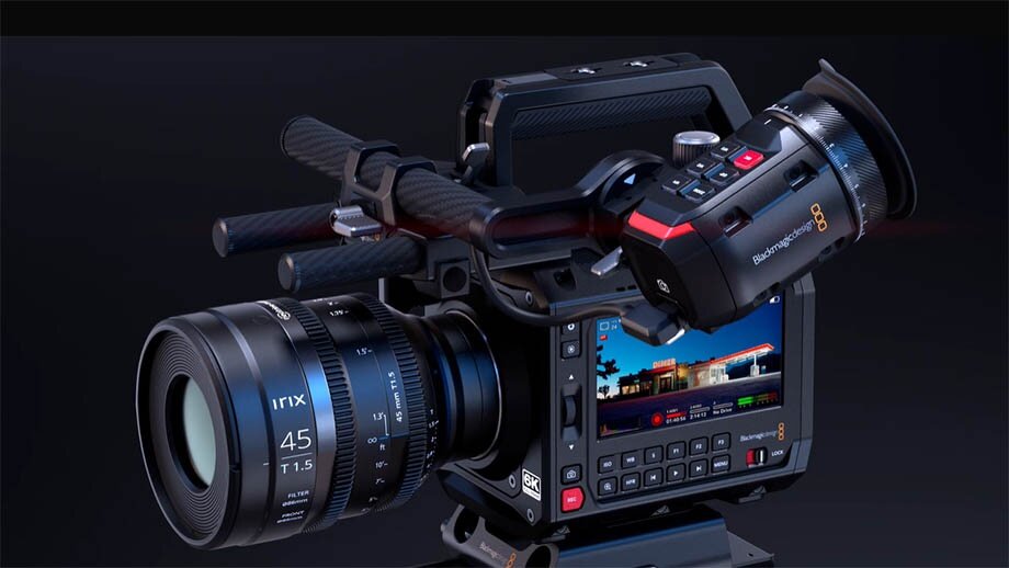    blackmagicdesign.com