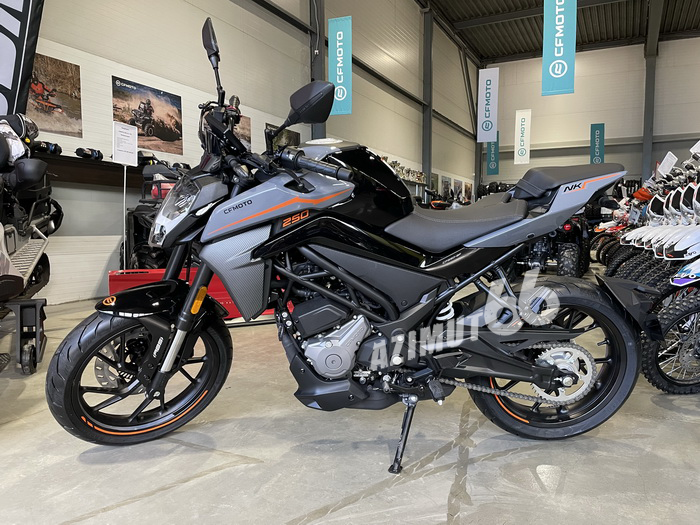 CFMOTO 250 NK (ABS)