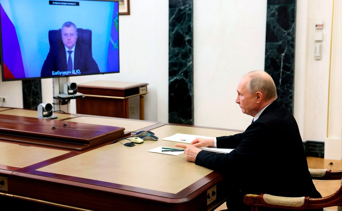 Владимир Путин провел встречу с Игорем Бабушкиным.  Фото: пресс-служба Администрации президента РФ / kremlin.ru