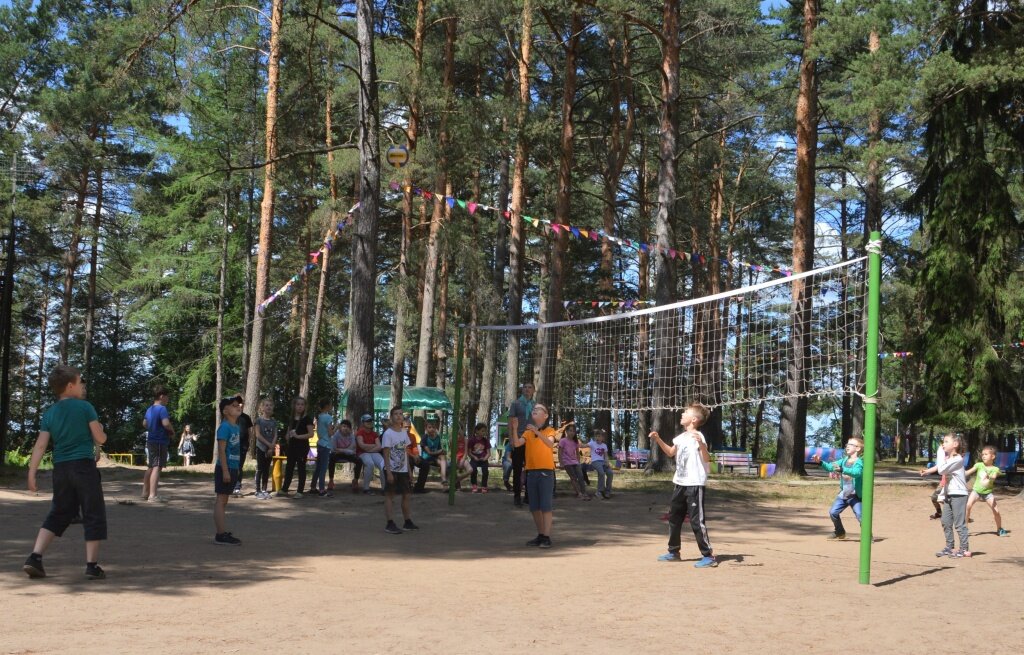 В Твери началось бронирование путёвок в загородные оздоровительные лагеря