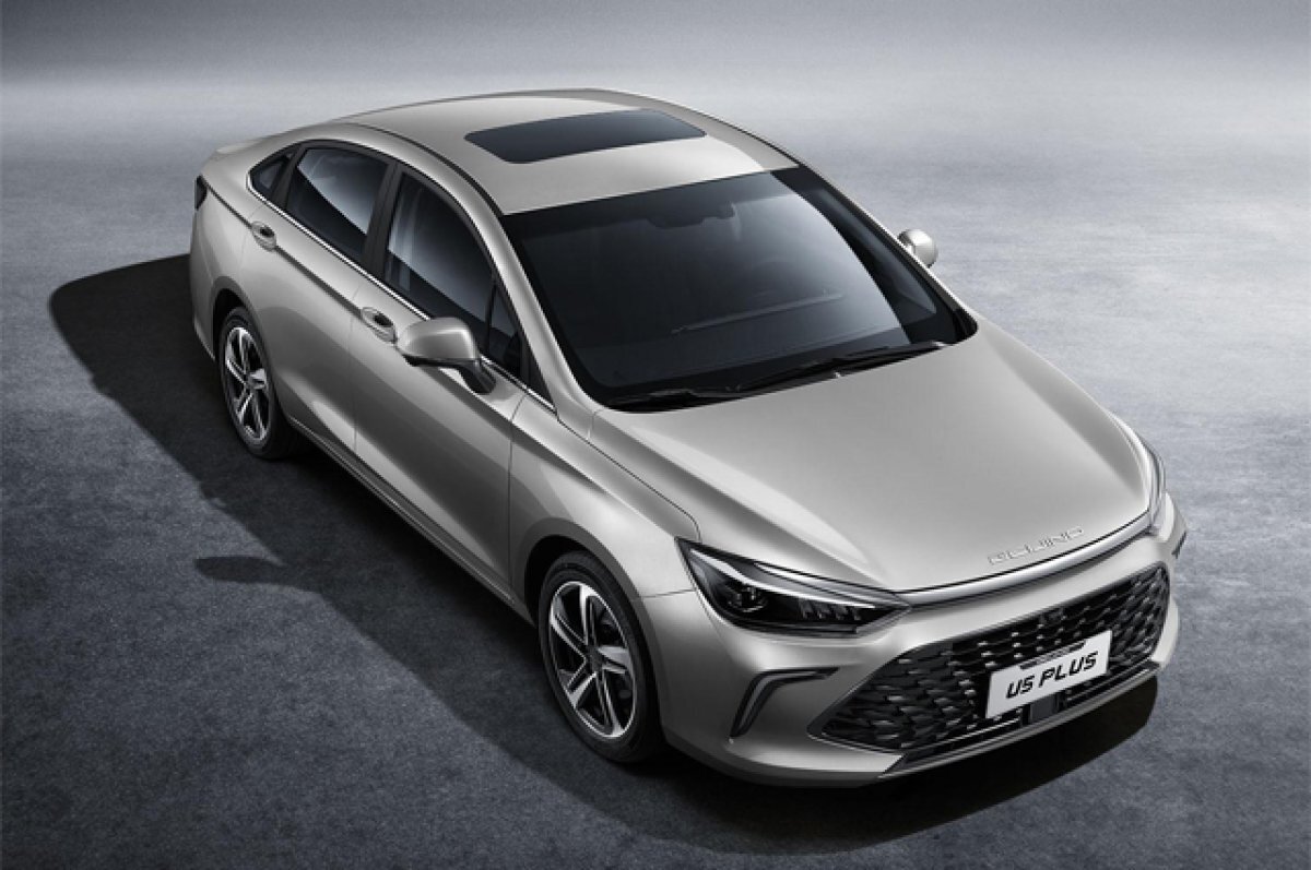    Битопливный автомобиль BAIC U5 Plus.