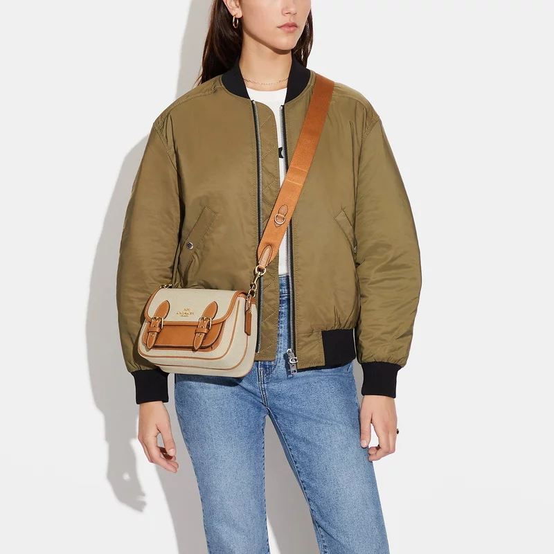 Сумка Coach Lucy Crossbody (B4/Natural Multi) на сайте coach-disconts.ru 