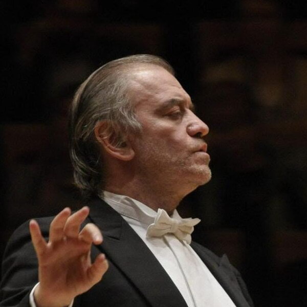     Большой театр и «Зарядье» начнут сотрудничество с концерта Симфонического оркестра Гергиева