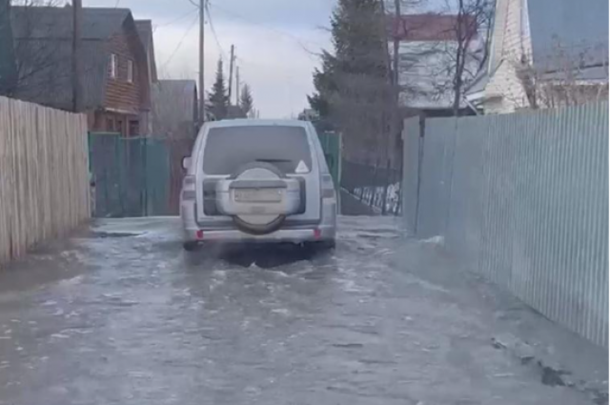    Во Владимирской области до сих пор остаются подтопленными 205 участков