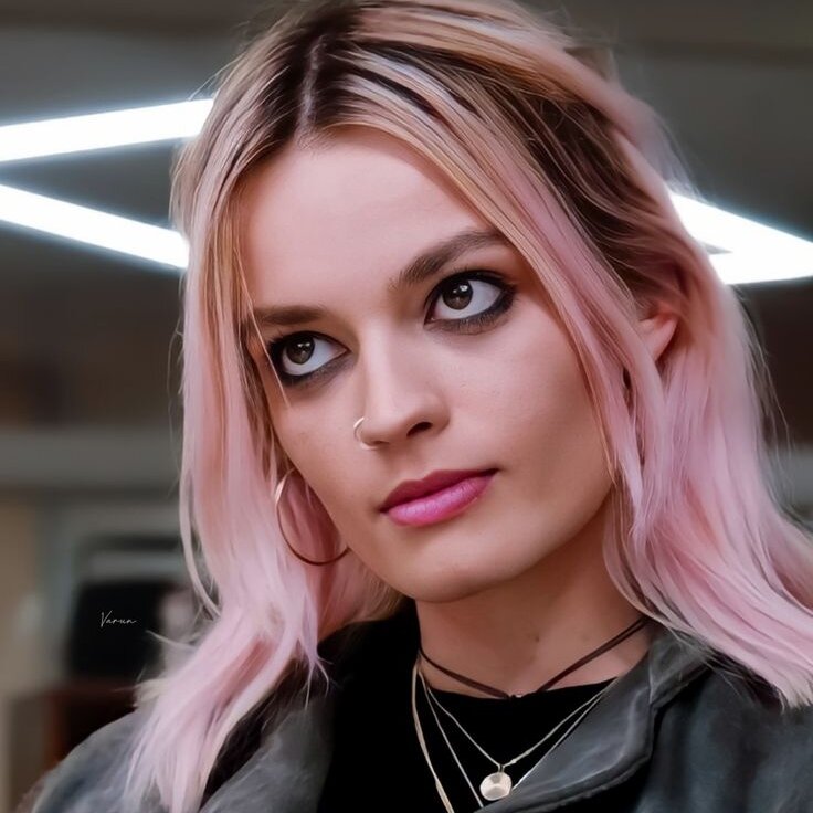 Кадр из сериала «Половое воспитание»