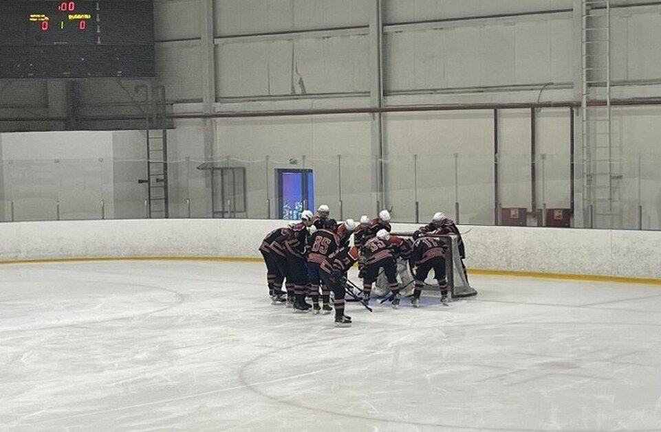    Симферопольская хоккейная команда "Легион" из игроков 2007 года рождения стала победителем Первенства Краснодарского края сезона 2023/2024 годов. Фото: Дмитрий Горячев.