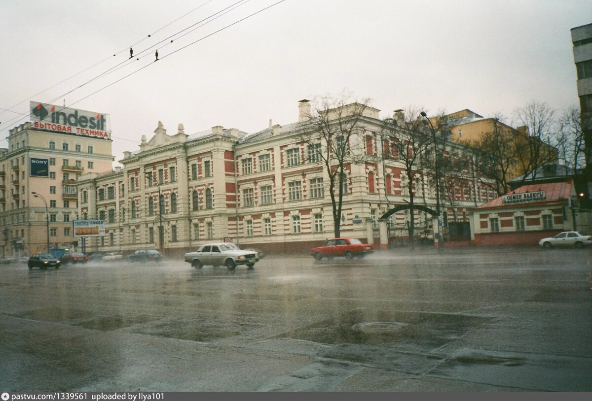 Как самая зелёная улица Москвы превратилась в бездушную бетонную магистраль  | О Москве нескучно | Дзен