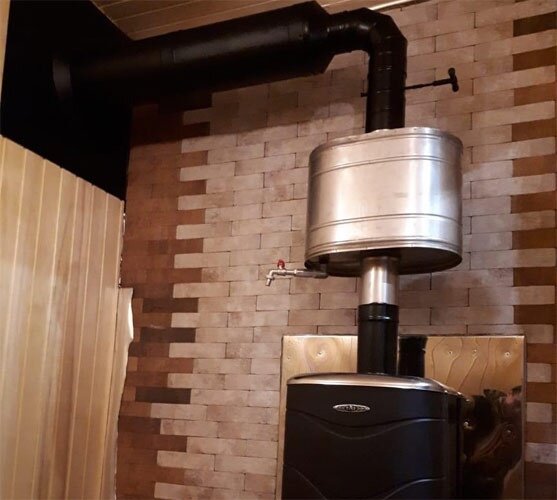 Бак-самовар сверху на банной печи