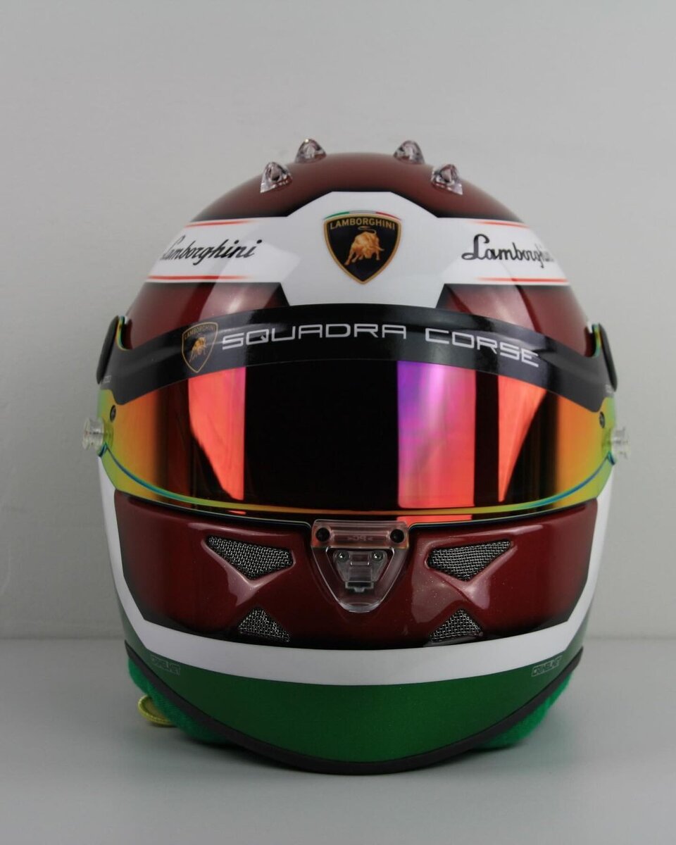    Новый шлем Даниила КвятаФото: Соцсети