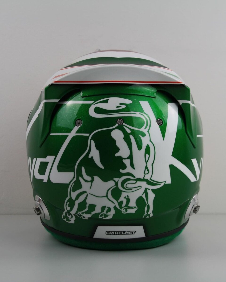    Новый шлем Даниила КвятаФото: Соцсети