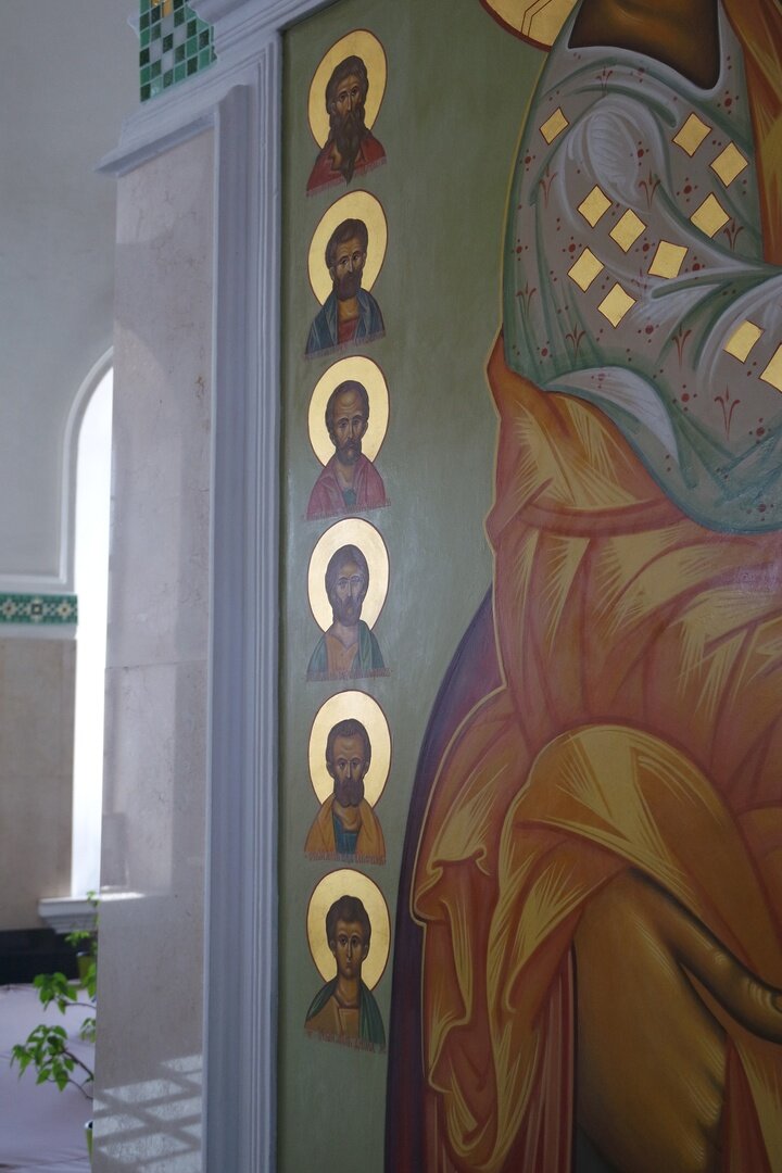 святые на иконе Входоиерусалимской церкви