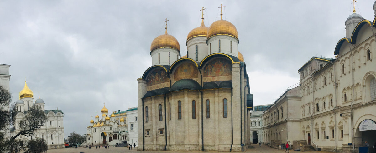 Панорамное фото Соборной площади 