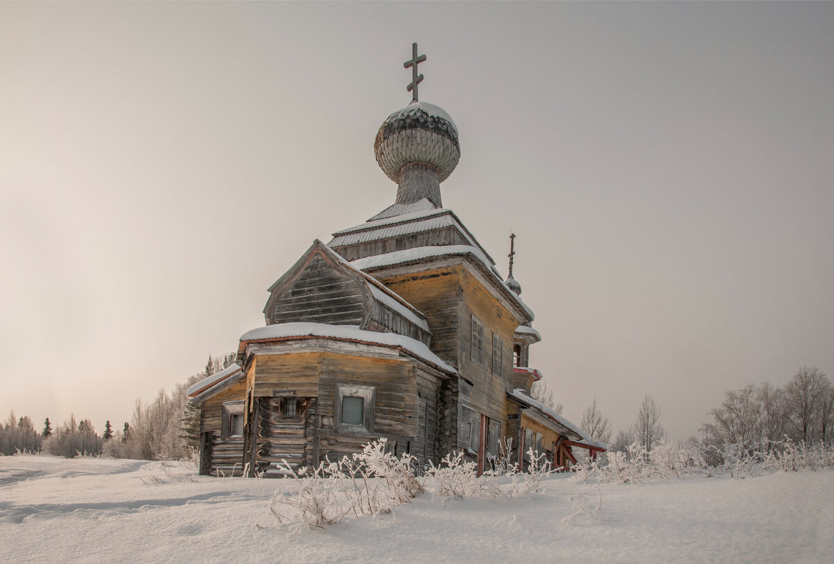 Весна, в городе почти не осталось снега. Мы едем в Куртяево. Всю неделю слежу за погодой. Но, вроде все звезды сошлись. Встречаемся у Никольского Посада. Машинка летит на встречу с природой.