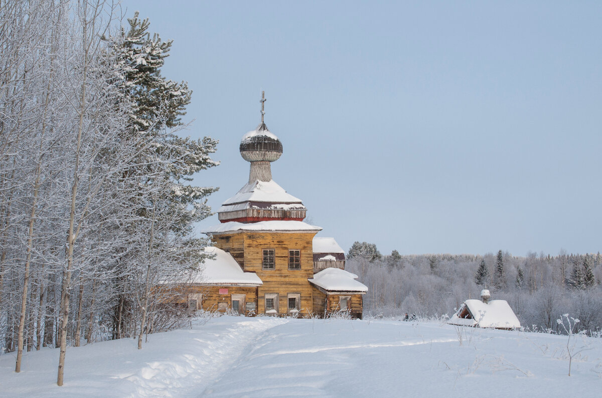 Весна, в городе почти не осталось снега. Мы едем в Куртяево. Всю неделю слежу за погодой. Но, вроде все звезды сошлись. Встречаемся у Никольского Посада. Машинка летит на встречу с природой.-2