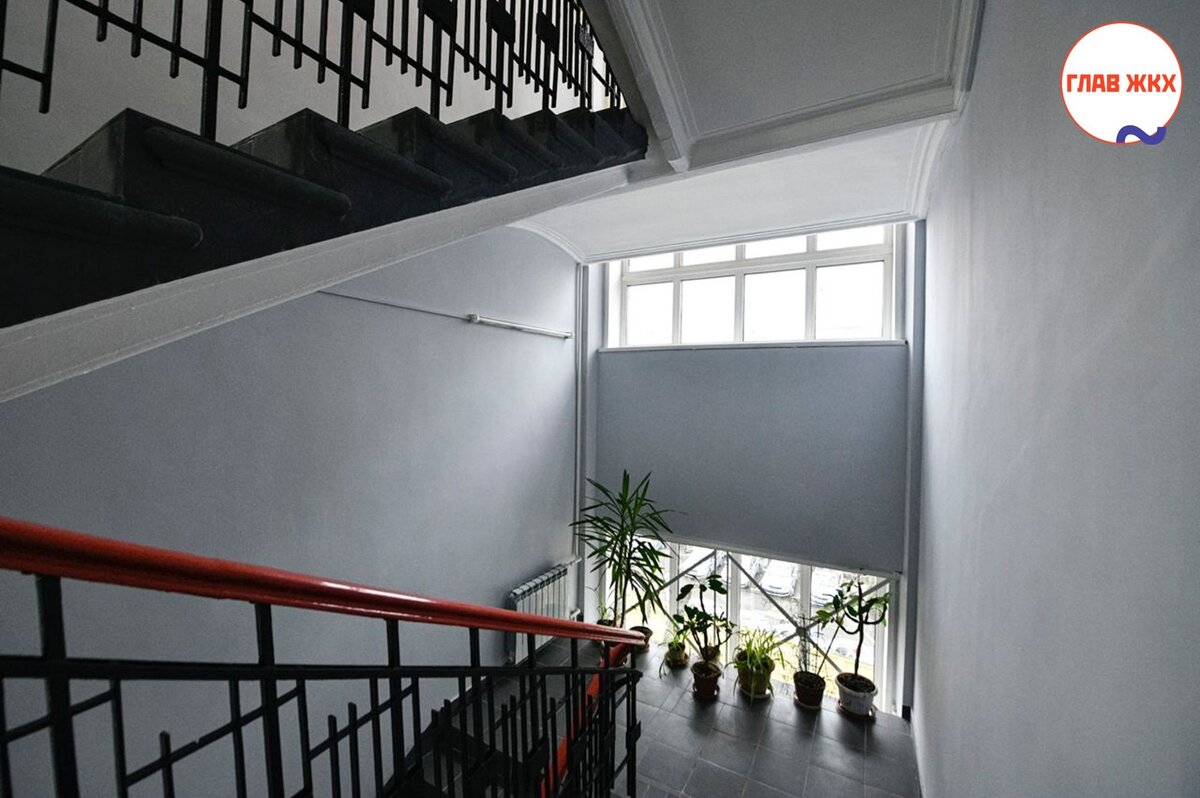 В Москве начались работы по ремонту подъездов многоквартирных домов 