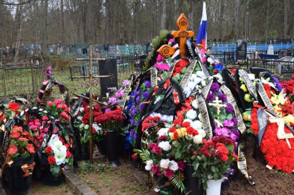    В Оленинском округе 15 апреля похоронили бойца, погибшего в зоне СВО